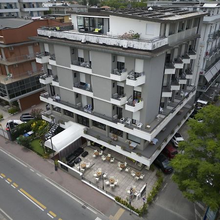 Florida Park Hotel Μπελάρια-Ιτζέα Μαρίνα Εξωτερικό φωτογραφία