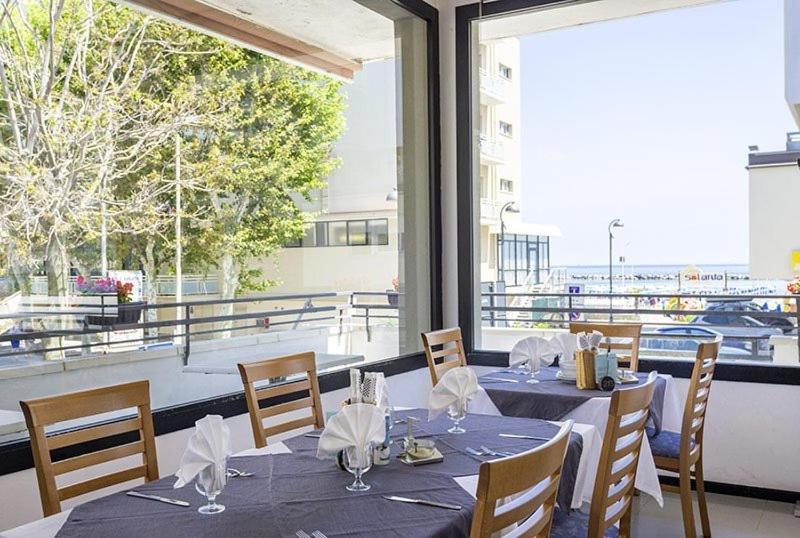 Florida Park Hotel Μπελάρια-Ιτζέα Μαρίνα Εξωτερικό φωτογραφία
