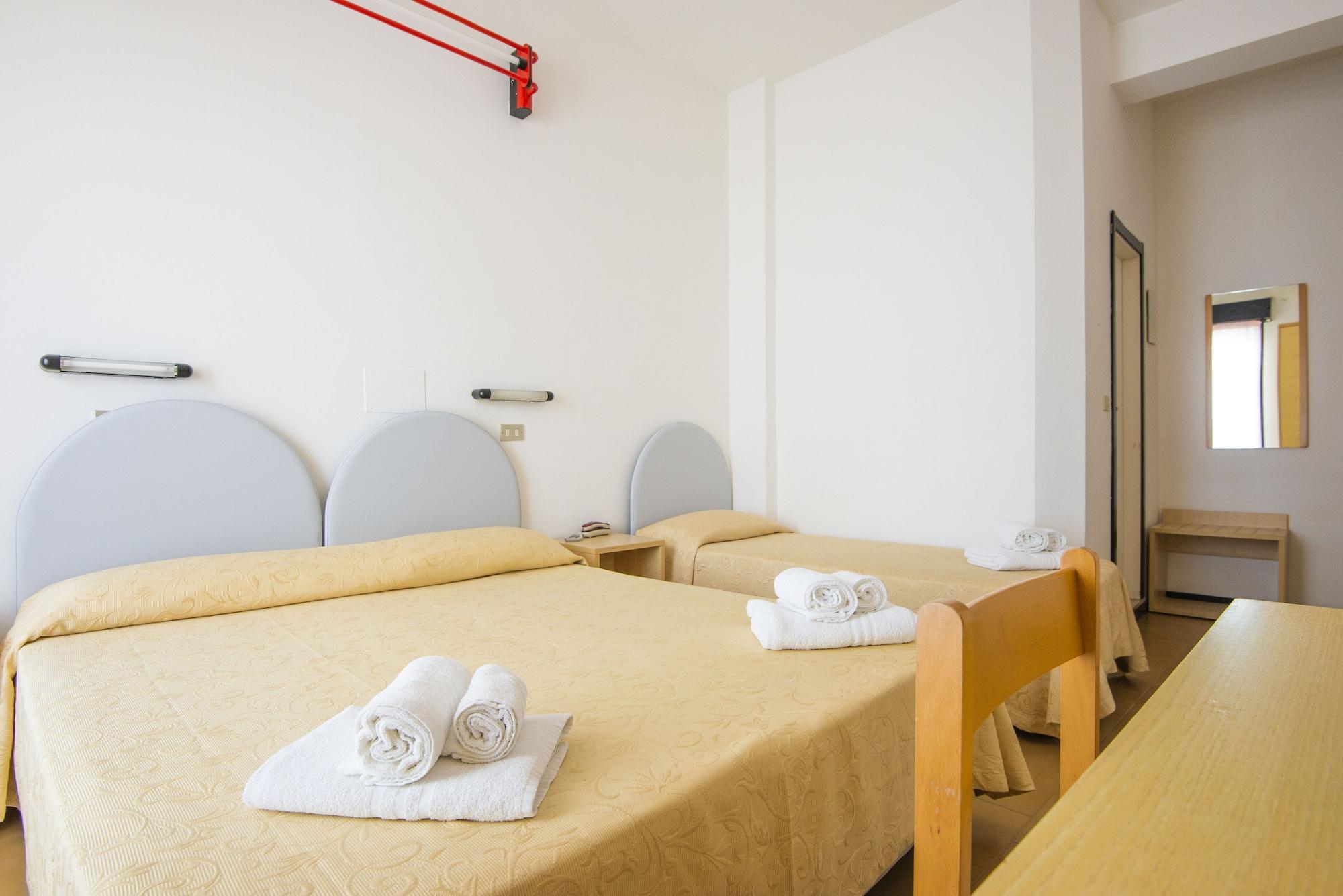 Florida Park Hotel Μπελάρια-Ιτζέα Μαρίνα Εξωτερικό φωτογραφία