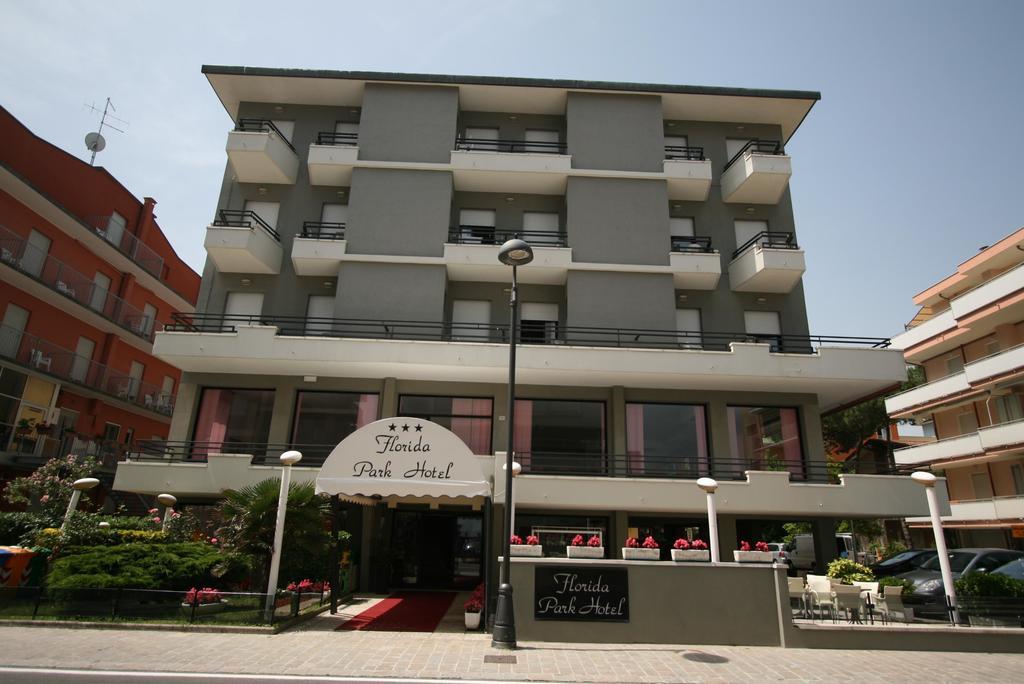 Florida Park Hotel Μπελάρια-Ιτζέα Μαρίνα Εξωτερικό φωτογραφία