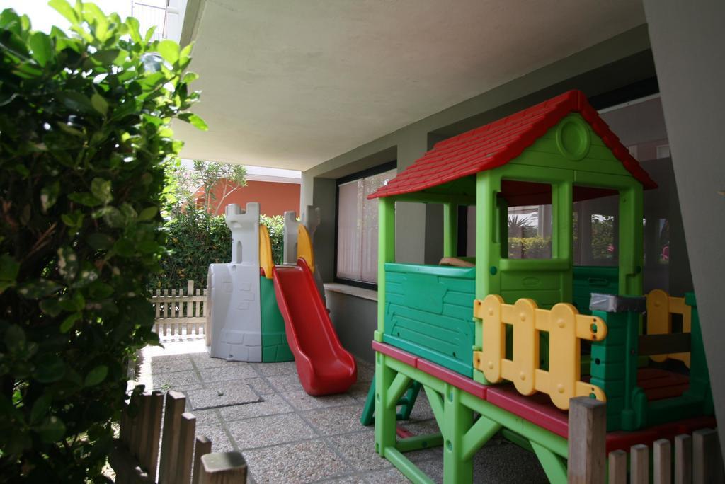 Florida Park Hotel Μπελάρια-Ιτζέα Μαρίνα Εξωτερικό φωτογραφία
