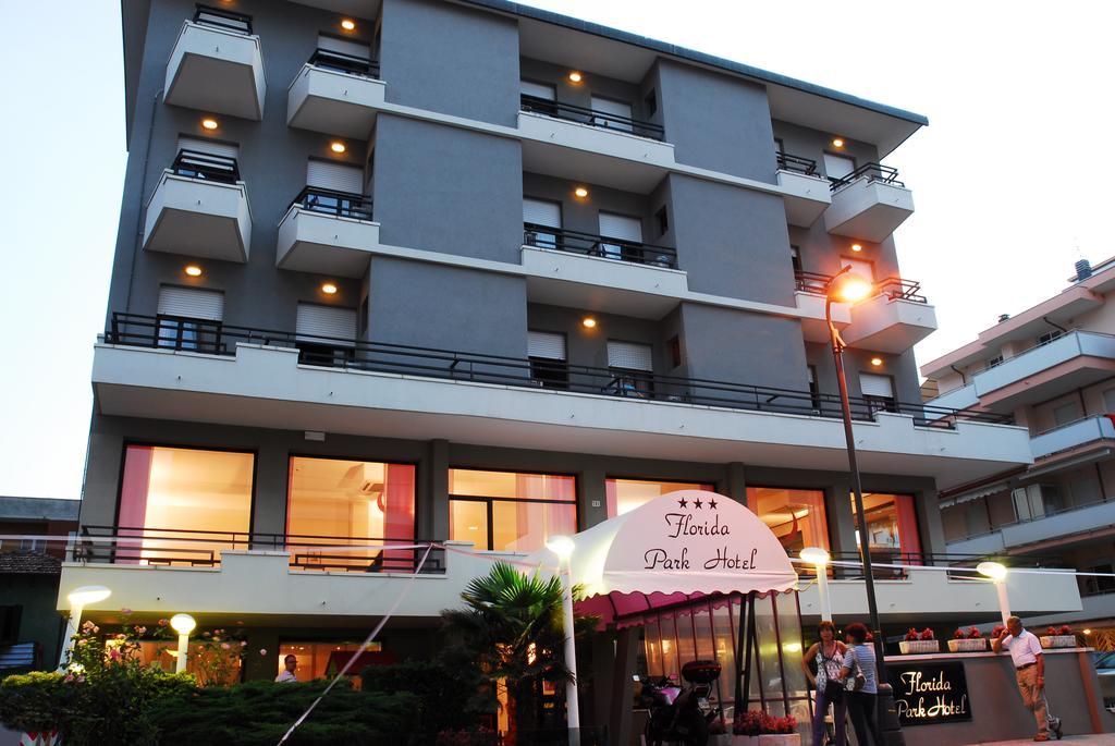 Florida Park Hotel Μπελάρια-Ιτζέα Μαρίνα Εξωτερικό φωτογραφία