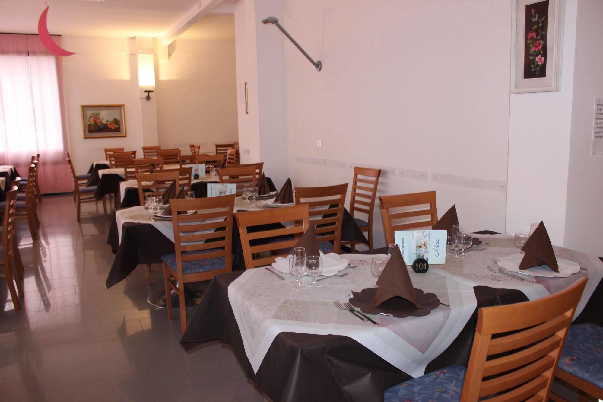 Florida Park Hotel Μπελάρια-Ιτζέα Μαρίνα Εξωτερικό φωτογραφία