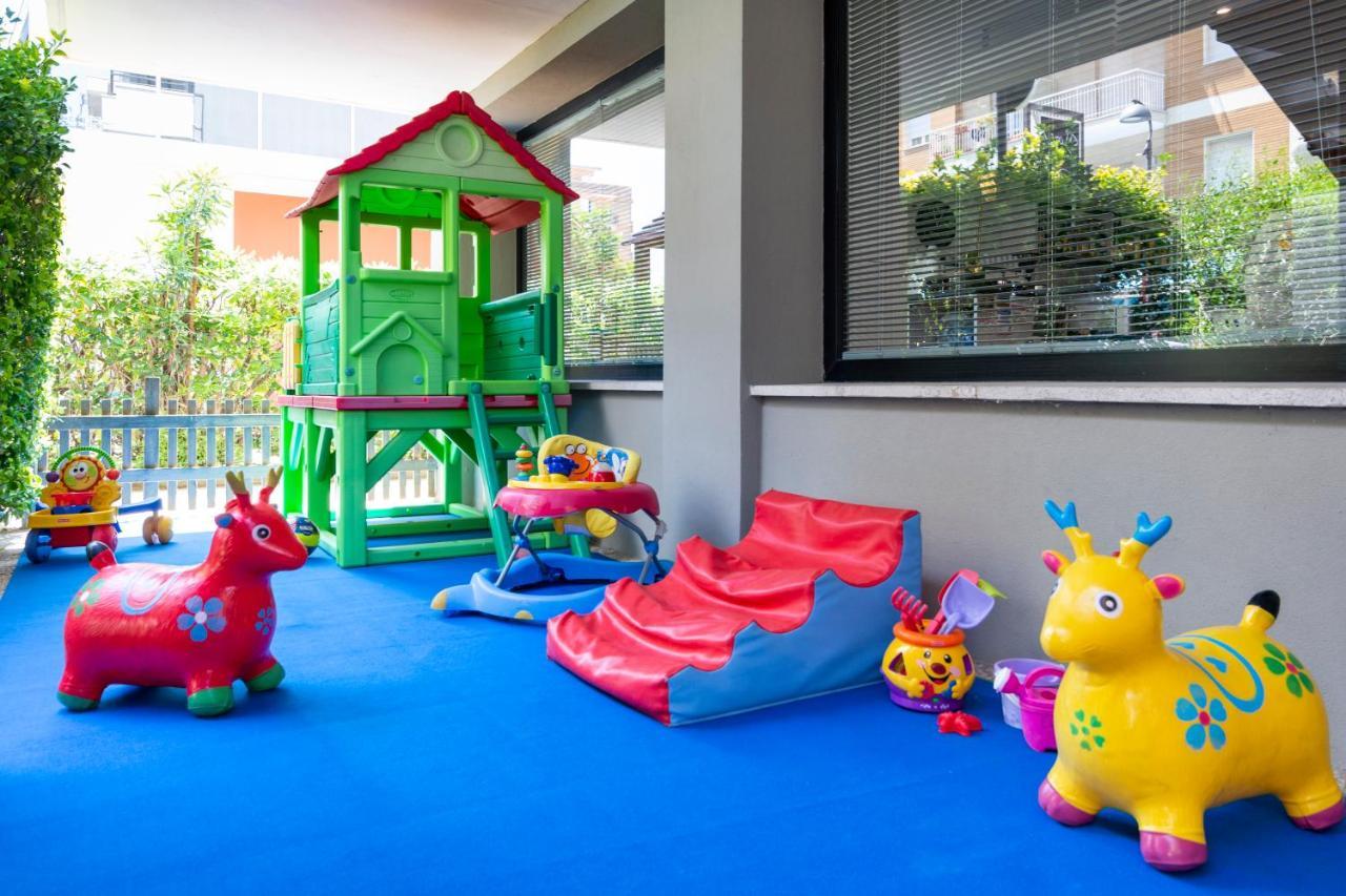 Florida Park Hotel Μπελάρια-Ιτζέα Μαρίνα Εξωτερικό φωτογραφία